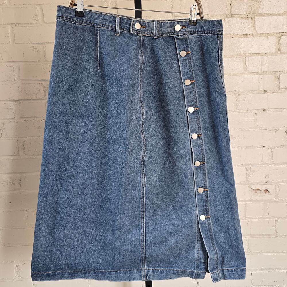 Womens XXL Denim Midi Skirt┃Medium Wash & Full Button-Front┃Casual Fall Wardrobe